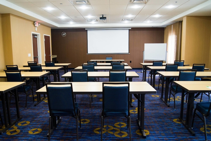 Imagen de los interiores del Hotel Courtyard Atlanta Conyers. Foto 16