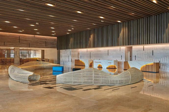 Imagen de los interiores del Hotel Courtyard BY Marriott Melaka. Foto 8