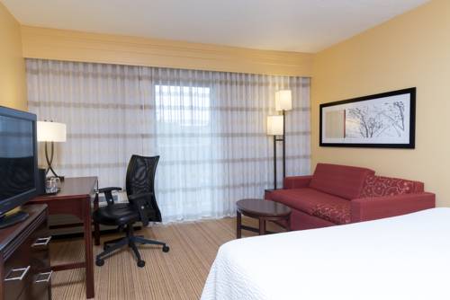 Imagen de la habitación del Hotel Courtyard Bowling Green Convention Center. Foto 7