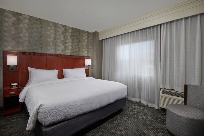 Imagen de la habitación del Hotel Courtyard Bristol. Foto 9