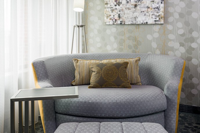 Imagen de la habitación del Hotel Courtyard Buffalo Airport. Foto 8