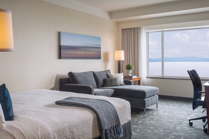 Imagen de la habitación del Hotel Courtyard Burlington Harbor. Foto 6