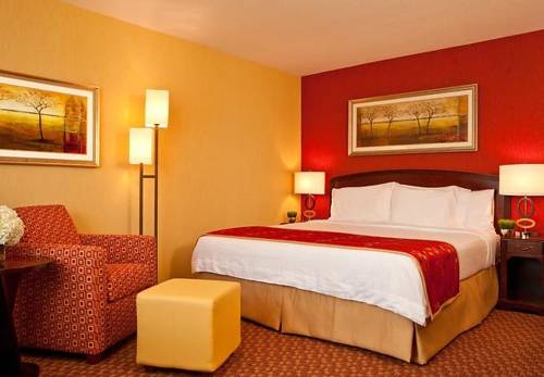 Imagen de la habitación del Hotel Courtyard By Marriot Cranbury South Brunswick. Foto 6