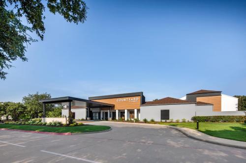 Imagen general del Hotel Courtyard By Marriott Addison Midway. Foto 2