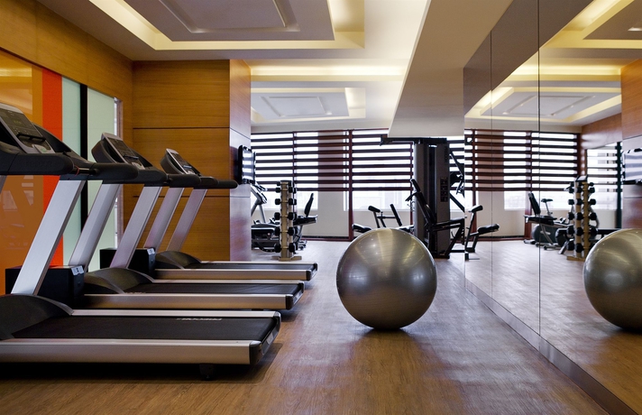 Imagen de los interiores del Hotel Courtyard By Marriott Ahmedabad. Foto 10