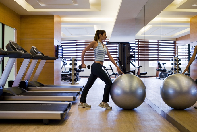 Imagen de los interiores del Hotel Courtyard By Marriott Ahmedabad. Foto 11