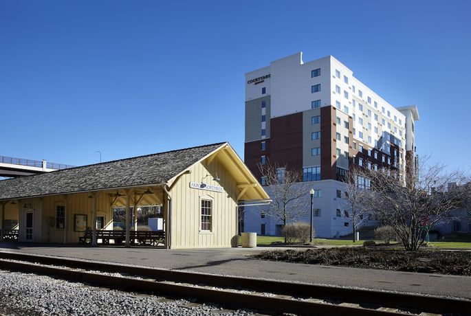 Imagen general del Hotel Courtyard By Marriott Akron Downtown. Foto 2