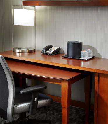 Imagen de la habitación del Hotel Courtyard By Marriott Akron Stow. Foto 7
