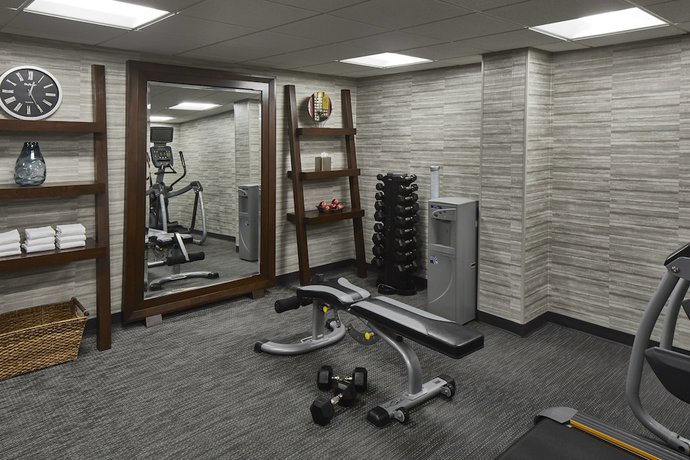 Imagen de los interiores del Hotel Courtyard By Marriott Albany Thruway. Foto 19