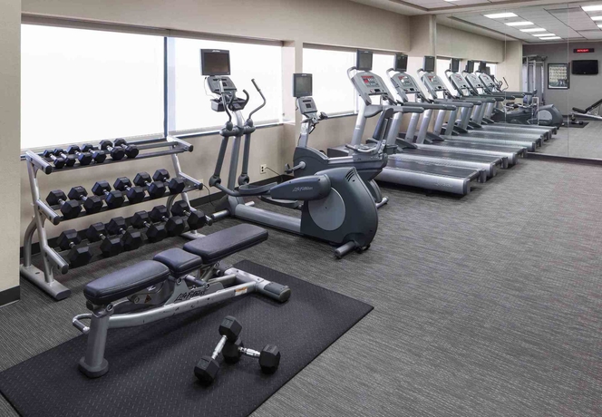 Imagen de los interiores del Hotel Courtyard By Marriott Alexandria Old Town/southwest. Foto 12