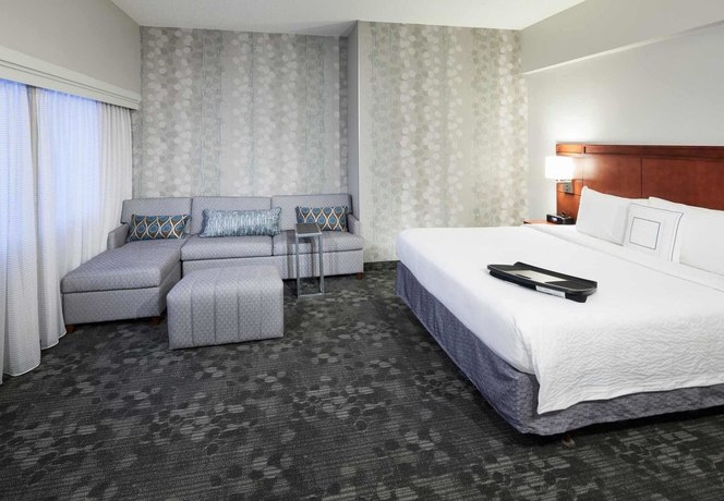 Imagen de la habitación del Hotel Courtyard By Marriott Alexandria Old Town/southwest. Foto 4