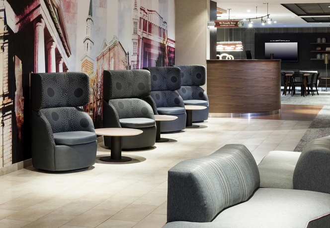 Imagen de los interiores del Hotel Courtyard By Marriott Alexandria Old Town/southwest. Foto 14