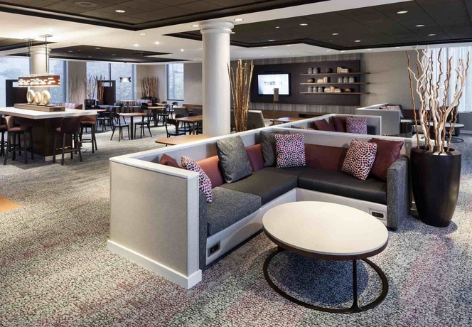 Imagen de los interiores del Hotel Courtyard By Marriott Alexandria Old Town/southwest. Foto 15