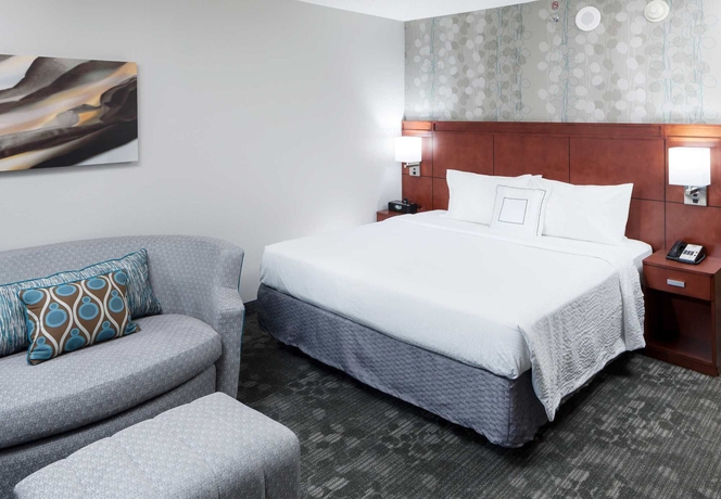 Imagen de la habitación del Hotel Courtyard By Marriott Alexandria Old Town/southwest. Foto 9