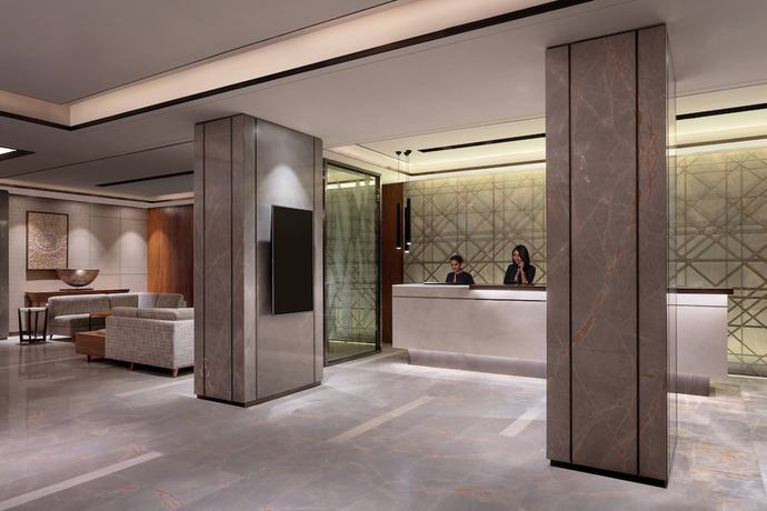 Imagen de los interiores del Hotel Courtyard By Marriott Amritsar. Foto 14