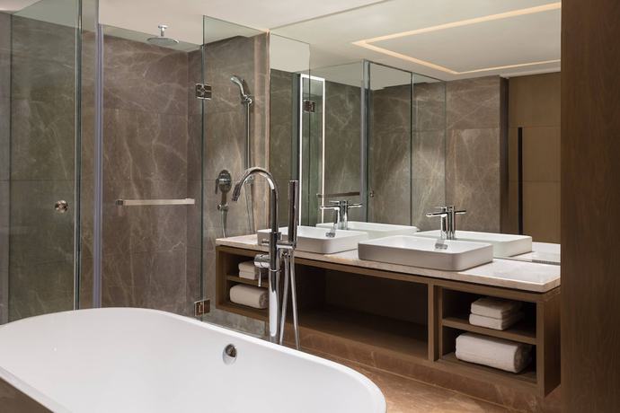 Imagen de la habitación del Hotel Courtyard By Marriott Amritsar. Foto 6