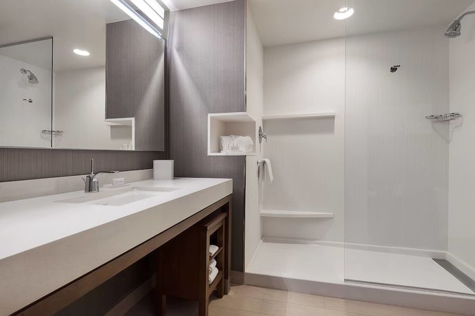 Imagen de la habitación del Hotel Courtyard By Marriott Ardmore. Foto 11