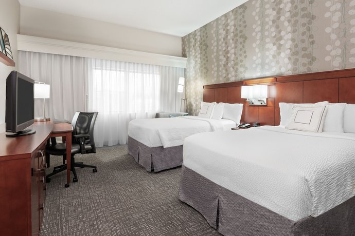 Imagen de la habitación del Hotel Courtyard By Marriott Asheville. Foto 5