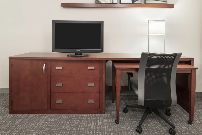 Imagen de la habitación del Hotel Courtyard By Marriott Asheville. Foto 6