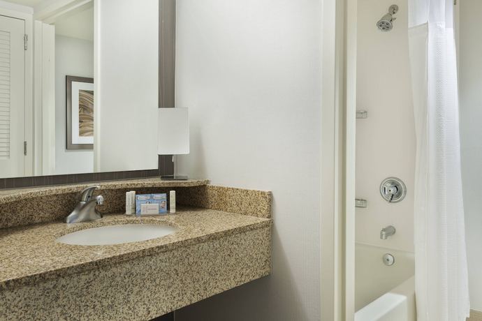 Imagen de la habitación del Hotel Courtyard By Marriott Asheville. Foto 8