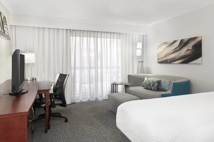 Imagen de la habitación del Hotel Courtyard By Marriott Asheville. Foto 9