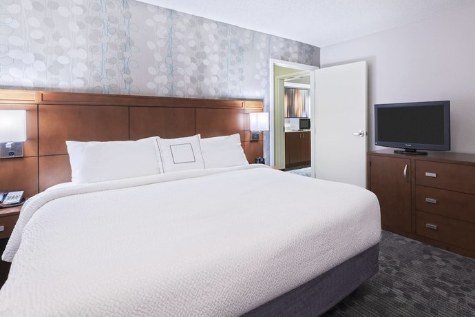 Imagen de la habitación del Hotel Courtyard By Marriott Asheville. Foto 12