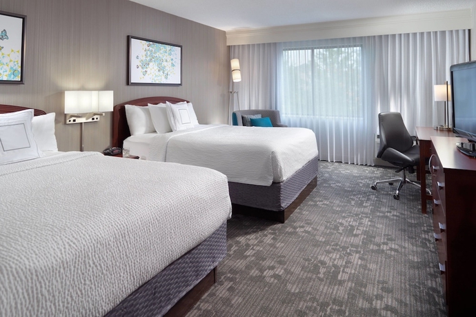 Imagen de la habitación del Hotel Courtyard By Marriott Atlanta Alpharetta. Foto 5