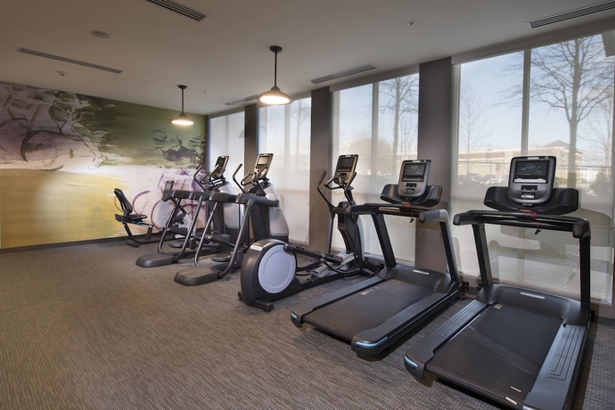 Imagen de los interiores del Hotel Courtyard By Marriott Atlanta Alpharetta/avalon Area. Foto 17