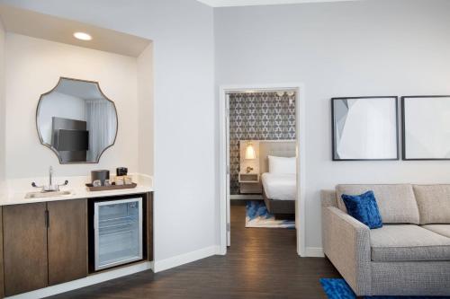 Imagen de la habitación del Hotel Courtyard By Marriott Atlanta Downtown. Foto 15