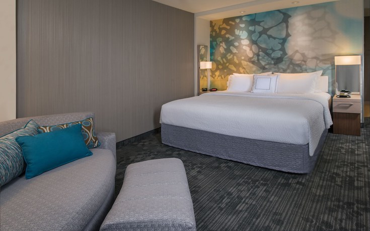 Imagen de la habitación del Hotel Courtyard By Marriott Atlanta Kennesaw. Foto 4