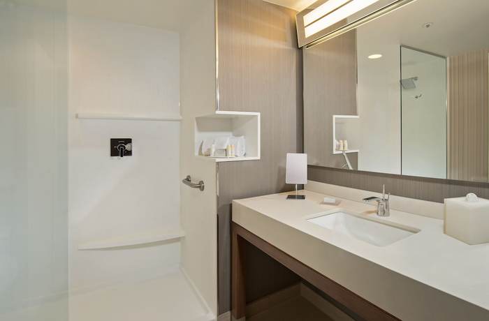Imagen de la habitación del Hotel Courtyard By Marriott Atlanta Kennesaw. Foto 9