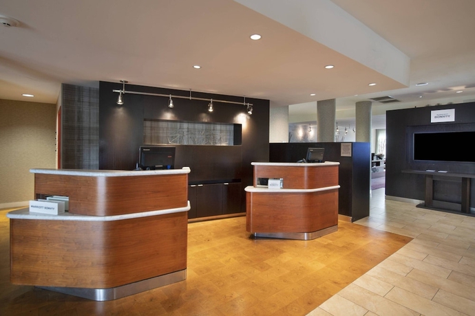 Imagen de los interiores del Hotel Courtyard By Marriott Atlanta Mcdonough. Foto 16