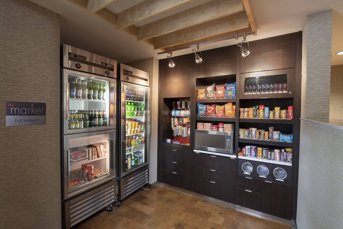 Imagen de los interiores del Hotel Courtyard By Marriott Atlanta Mcdonough. Foto 19