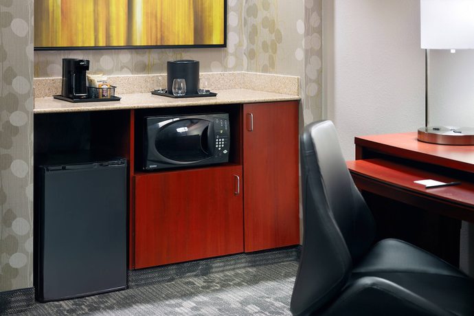 Imagen de la habitación del Hotel Courtyard By Marriott Atlanta Perimeter Center. Foto 5