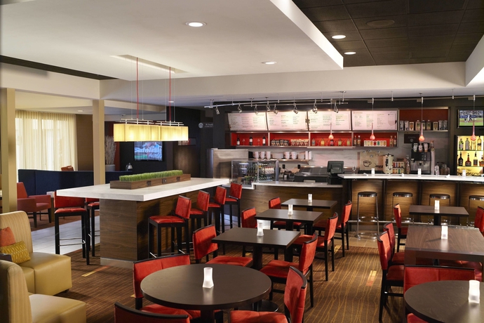 Imagen del bar/restaurante del Hotel Courtyard By Marriott Augusta. Foto 6