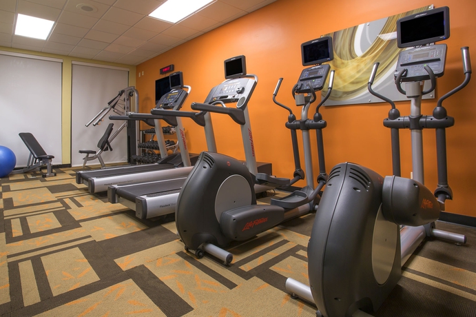 Imagen de los interiores del Hotel Courtyard By Marriott Austin Airport. Foto 11