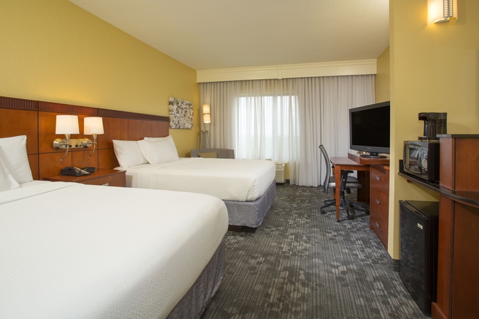 Imagen de la habitación del Hotel Courtyard By Marriott Austin Airport. Foto 9