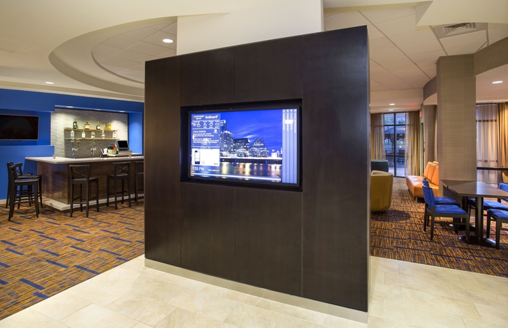 Imagen de los interiores del Hotel Courtyard By Marriott Austin Airport. Foto 14