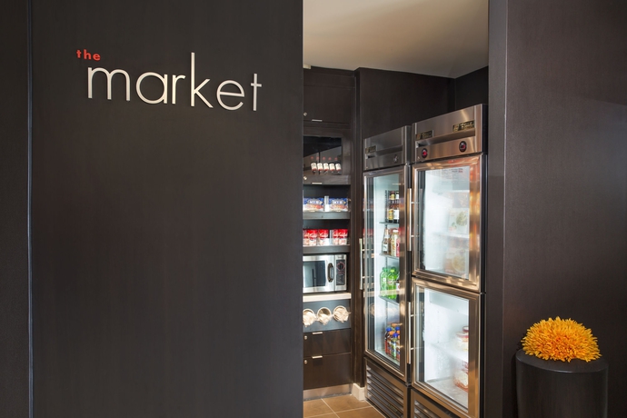 Imagen del bar/restaurante del Hotel Courtyard By Marriott Austin Airport. Foto 3