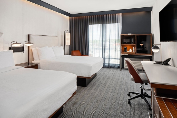 Imagen de la habitación del Hotel Courtyard By Marriott Austin Dripping Springs. Foto 2