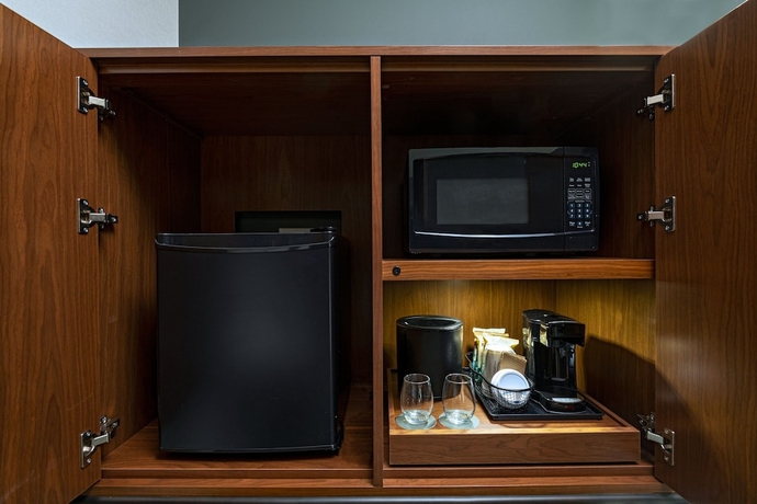 Imagen de la habitación del Hotel Courtyard By Marriott Austin Dripping Springs. Foto 4