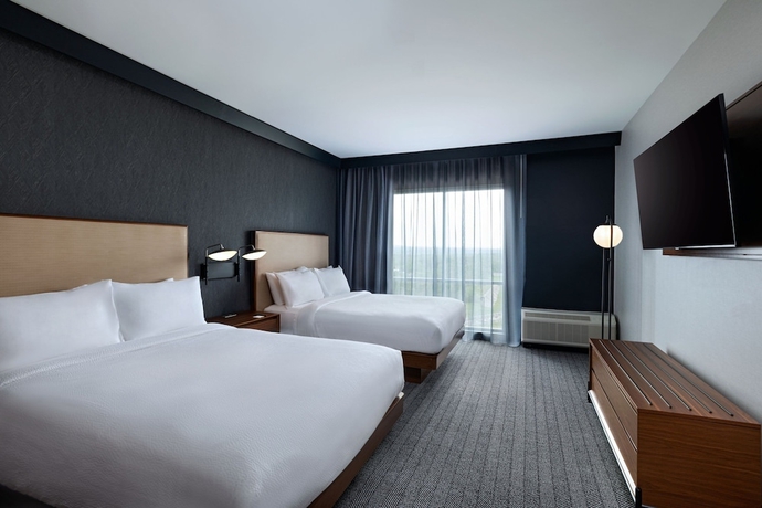 Imagen de la habitación del Hotel Courtyard By Marriott Austin Dripping Springs. Foto 5