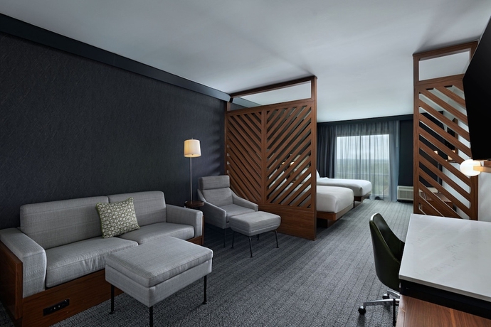 Imagen de la habitación del Hotel Courtyard By Marriott Austin Dripping Springs. Foto 14