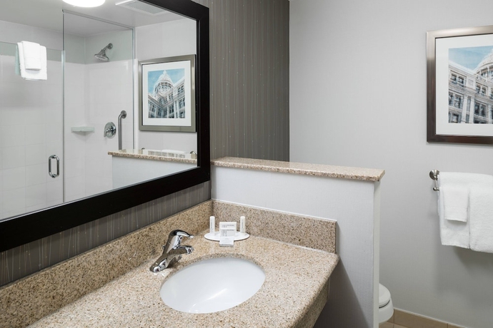 Imagen de la habitación del Hotel Courtyard By Marriott Austin North/parmer Lane. Foto 13