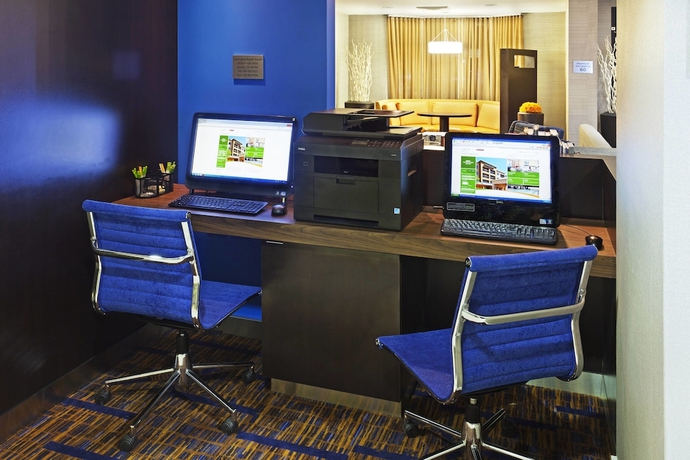 Imagen de los interiores del Hotel Courtyard By Marriott Austin South. Foto 18