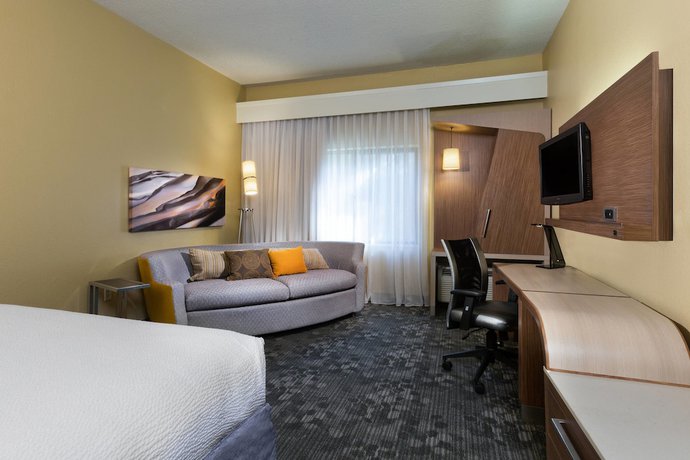 Imagen de la habitación del Hotel Courtyard By Marriott Austin The Domain Area. Foto 15