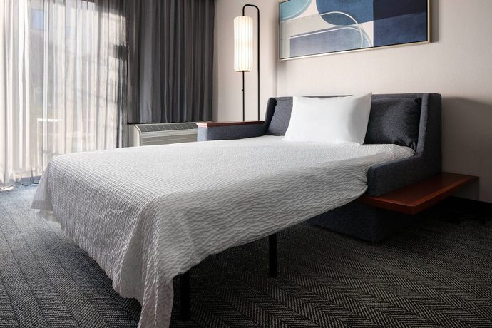 Imagen de la habitación del Hotel Courtyard By Marriott Bakersfield. Foto 11