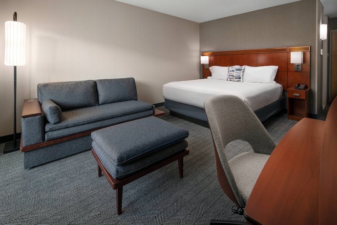 Imagen de la habitación del Hotel Courtyard By Marriott Bakersfield. Foto 12