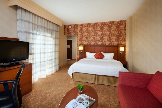 Imagen de la habitación del Hotel Courtyard By Marriott Baldwin Park. Foto 14