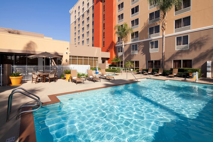 Imagen general del Hotel Courtyard By Marriott Baldwin Park. Foto 2